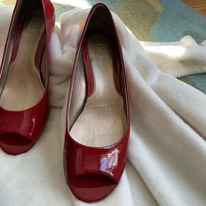 Cole Hahn patent leather shoes